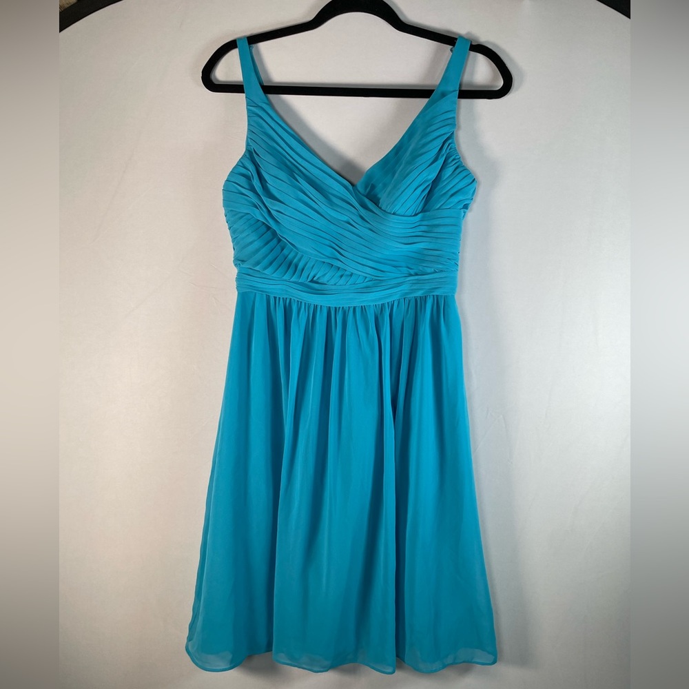 David’s Bridal short blue dress
